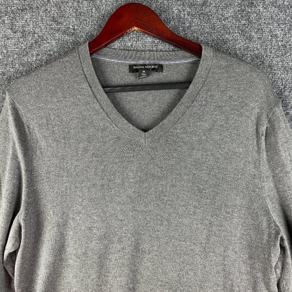 Banana Republic Sweater Mens Medium Luxury Blend Silk Cashmere Cotton VNeck Gray - Picture 3 of 7